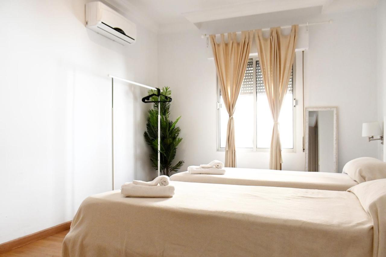 Ixte Alameda Apartments Seville Luaran gambar